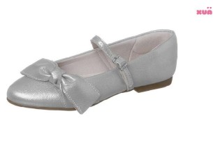 Sapatilha bico fino prata