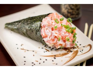 TEMAKI SALMÃO CRU