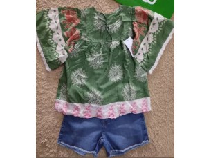 Conjunto menina Blusa florida + short jeans 