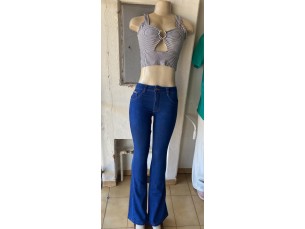 Cropped e calça Jeans feminina