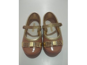 Sapatilha pimpolho bege com dourado