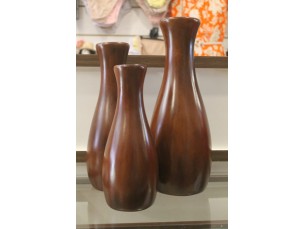 Trio de garrafas de cerâmica decorativa