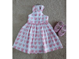 Vestido Branco com Corações