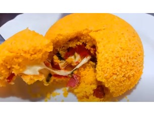 CUSCUZ COM QUEIJO E CALABRESA