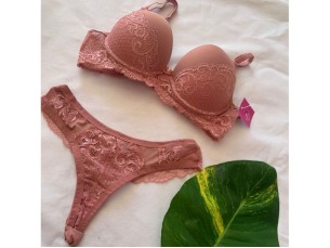 CONJUNTO ROSE