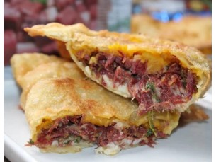 CARNE SECA, MILHO E QUEIJO