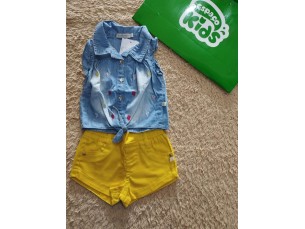 Conjunto feminino short com camiseta jeans