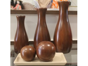 Trio de vasos e dupla de bolas decorativo decoração de interiores  