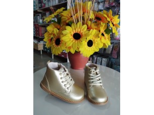 Bota infantil dourada Xuá Xuá