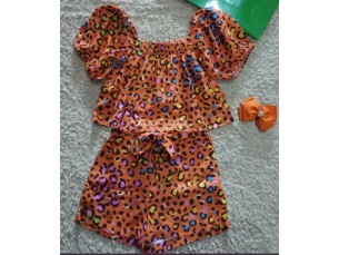 Conjunto menina, estampa de  onça 