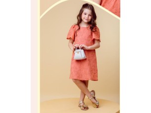 Vestido Solto e Bolsa