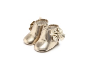 Botinha Dourada  Com Laço Pimpolho Fase 1